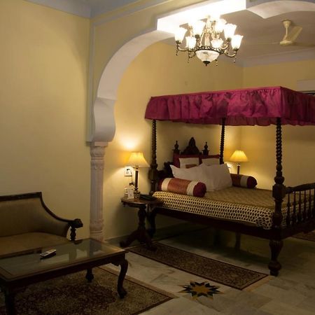V Resorts Rajmahal Orchha Eksteriør bilde