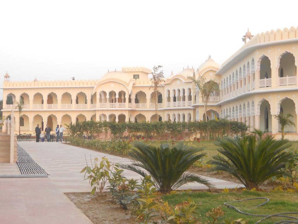 V Resorts Rajmahal Orchha Eksteriør bilde