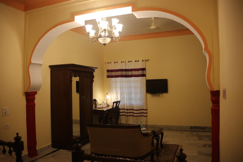 V Resorts Rajmahal Orchha Eksteriør bilde