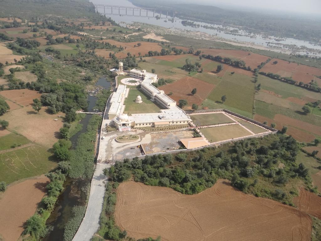 V Resorts Rajmahal Orchha Eksteriør bilde