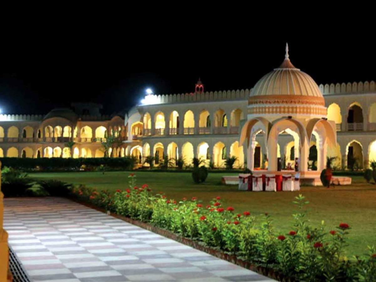 V Resorts Rajmahal Orchha Eksteriør bilde