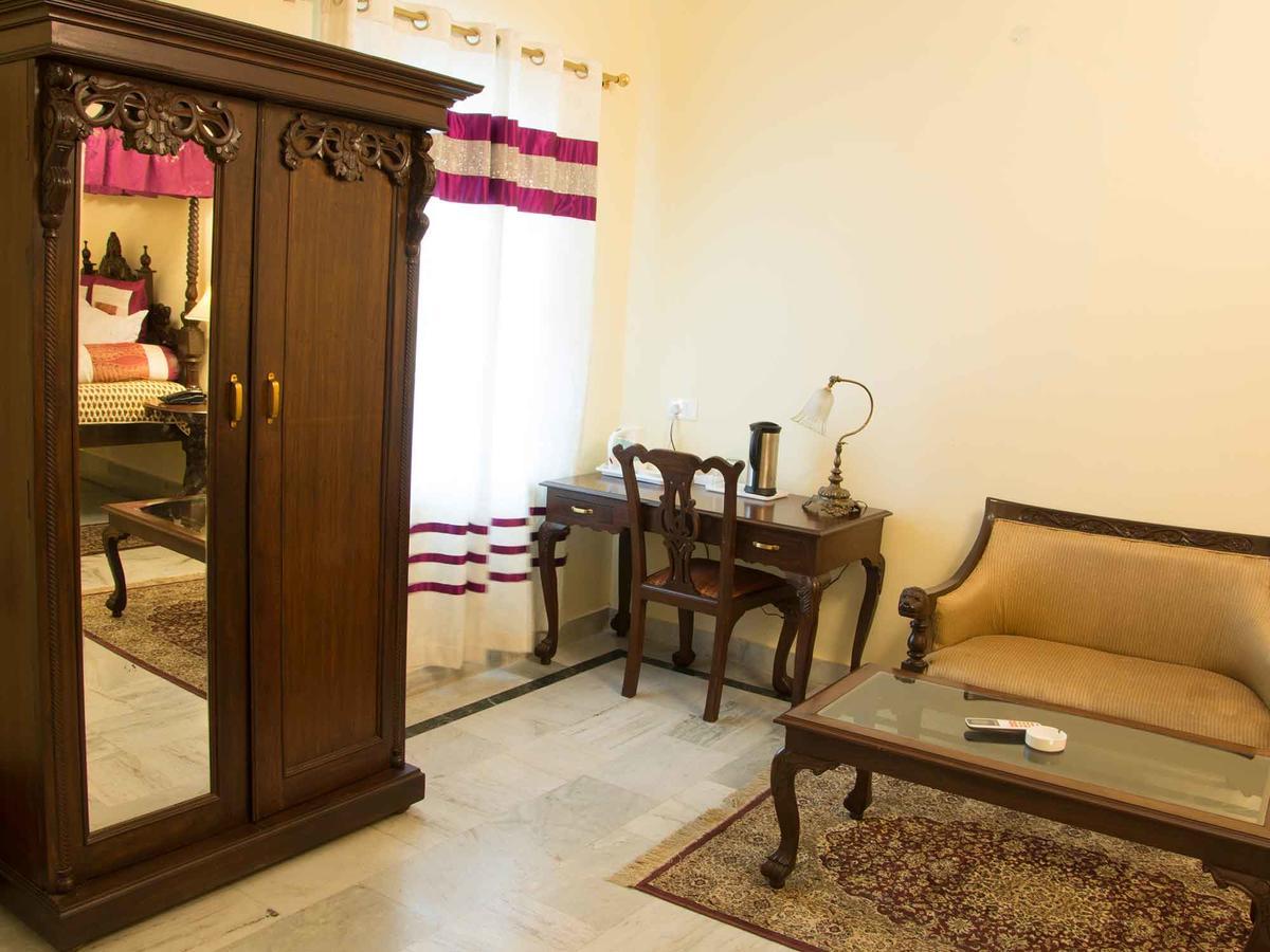 V Resorts Rajmahal Orchha Eksteriør bilde