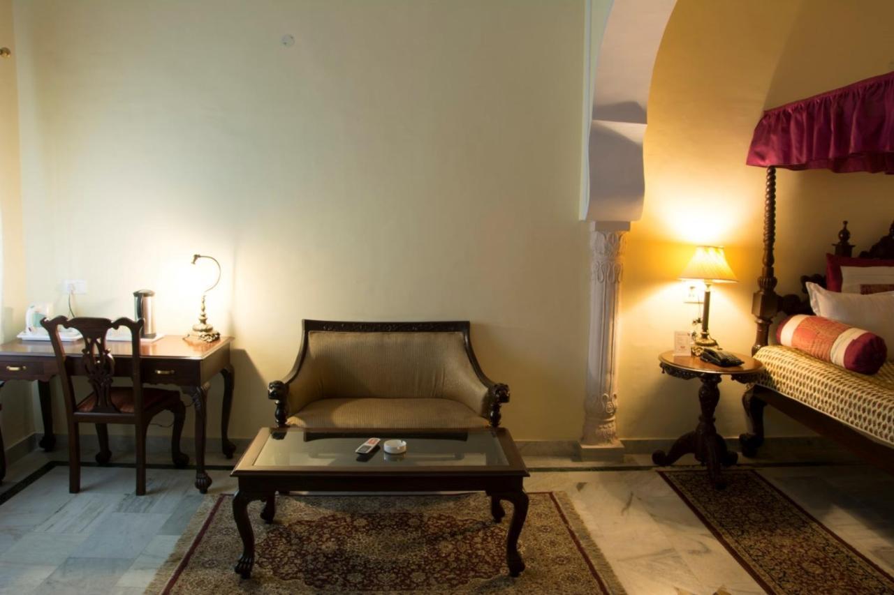 V Resorts Rajmahal Orchha Eksteriør bilde