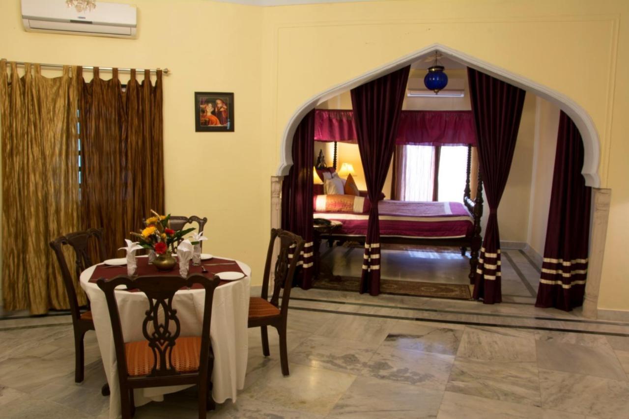 V Resorts Rajmahal Orchha Eksteriør bilde