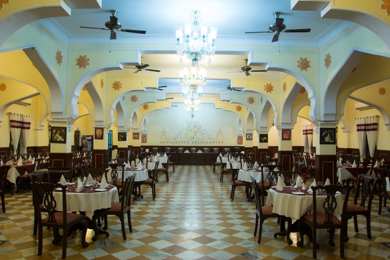 V Resorts Rajmahal Orchha Eksteriør bilde